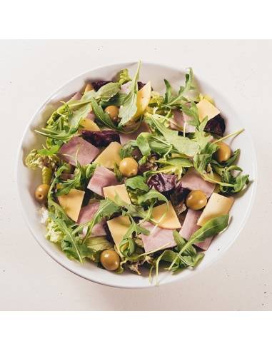 Fresh Niçoise Salad | La Mina Pizzeria in Central San Sebastián